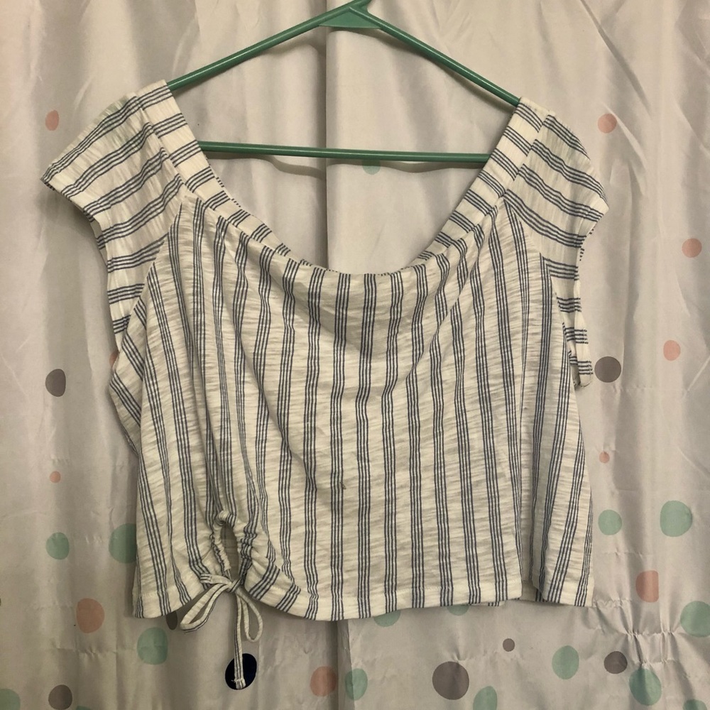 Aeropostale Crop Top